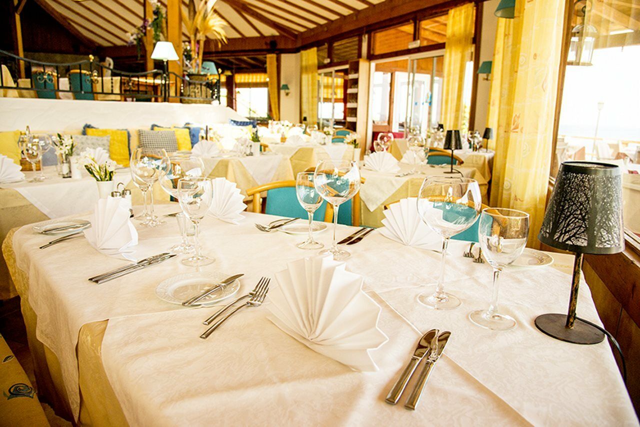 Suite Hotel Marina Playa Esquinzo Exterior photo